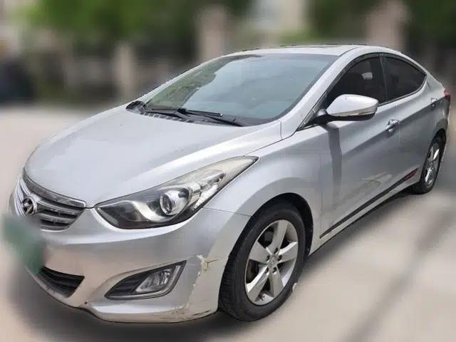 Hyundai Elantra (5th Generation / Langdong) 2013 1.6L Automatic Leading Model