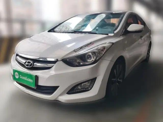 Hyundai Elantra (5th Generation / Langdong) 2015 1.6L Automatic Luxury Model