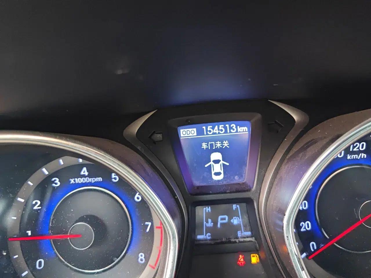 Hyundai Elantra (5th Generation / Langdong) 2012 1.6L Automatic Leading Model — миниатюра 13