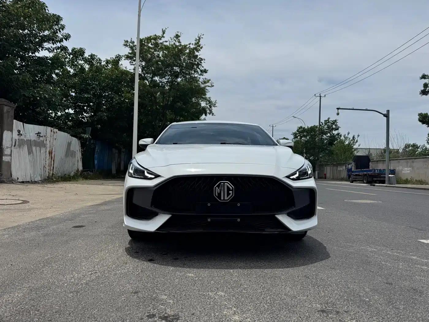 MG5 2021 180DVVT CVT Youth Style Edition — миниатюра 1