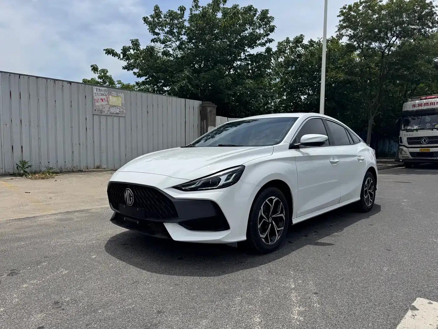 MG5 2021 180DVVT CVT Youth Style Edition — миниатюра 3