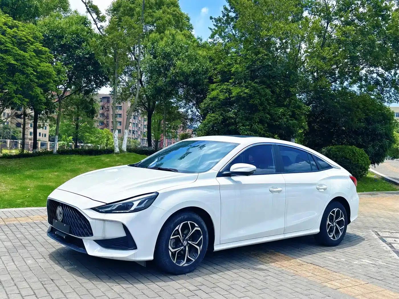 MG5 2021 180DVVT CVT Youth Style Edition — миниатюра 1