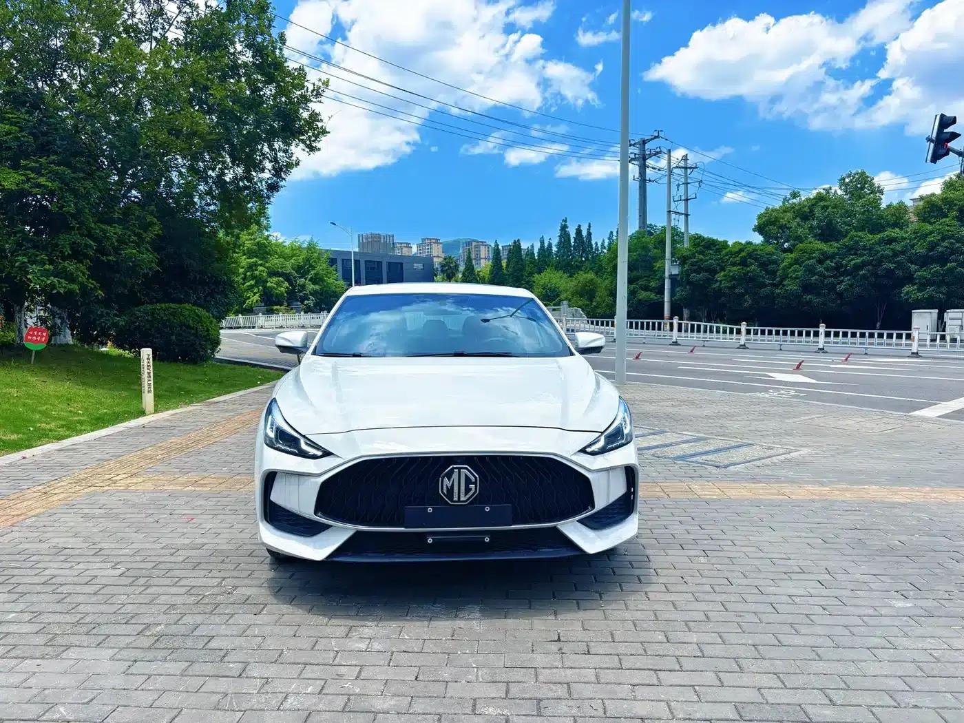 MG5 2021 180DVVT CVT Youth Style Edition — миниатюра 2