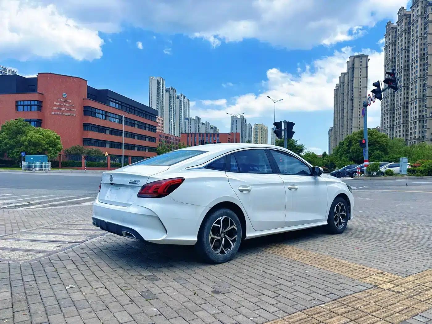 MG5 2021 180DVVT CVT Youth Style Edition — миниатюра 5