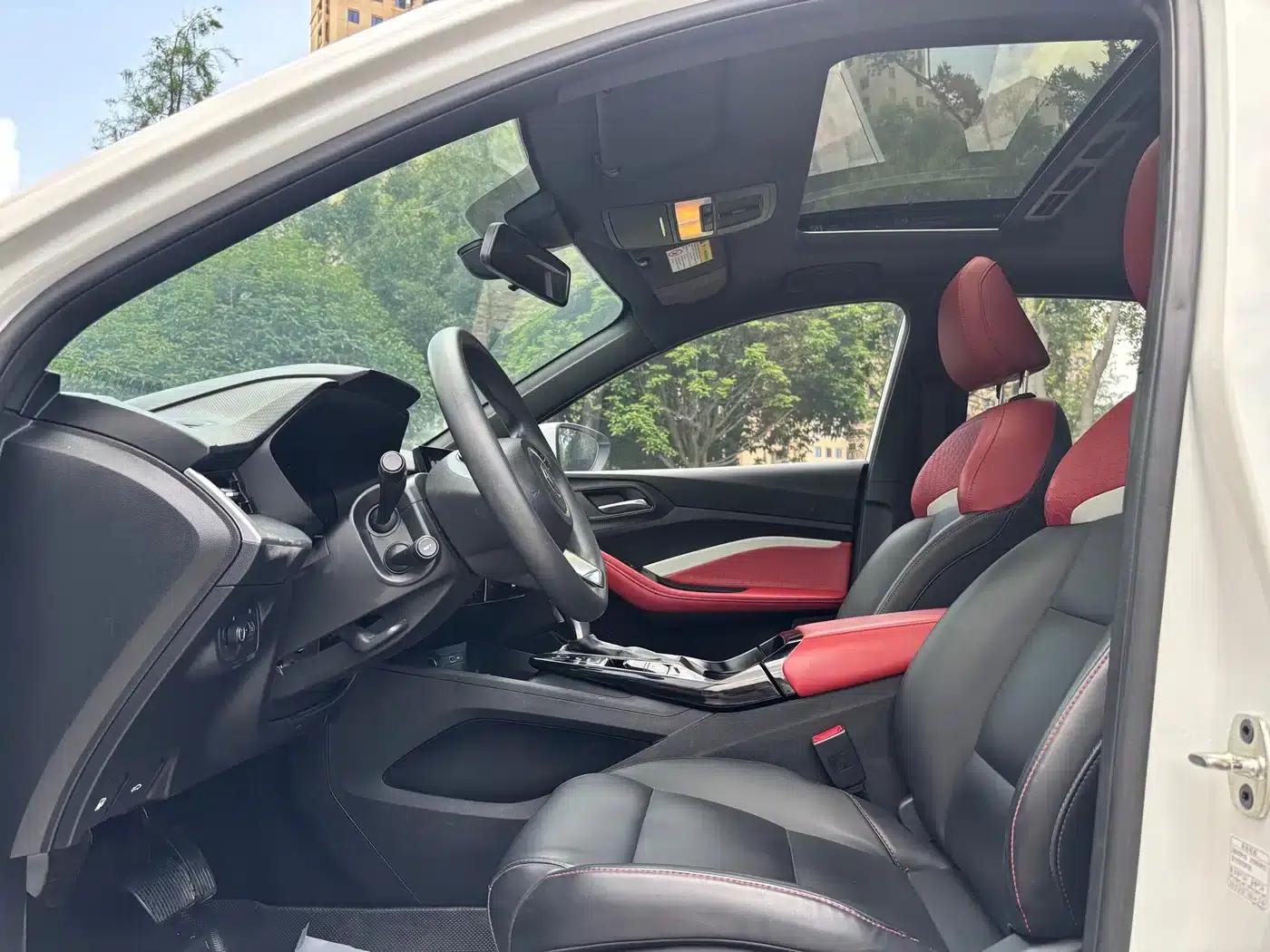 MG5 2021 180DVVT CVT Youth Style Edition — миниатюра 8