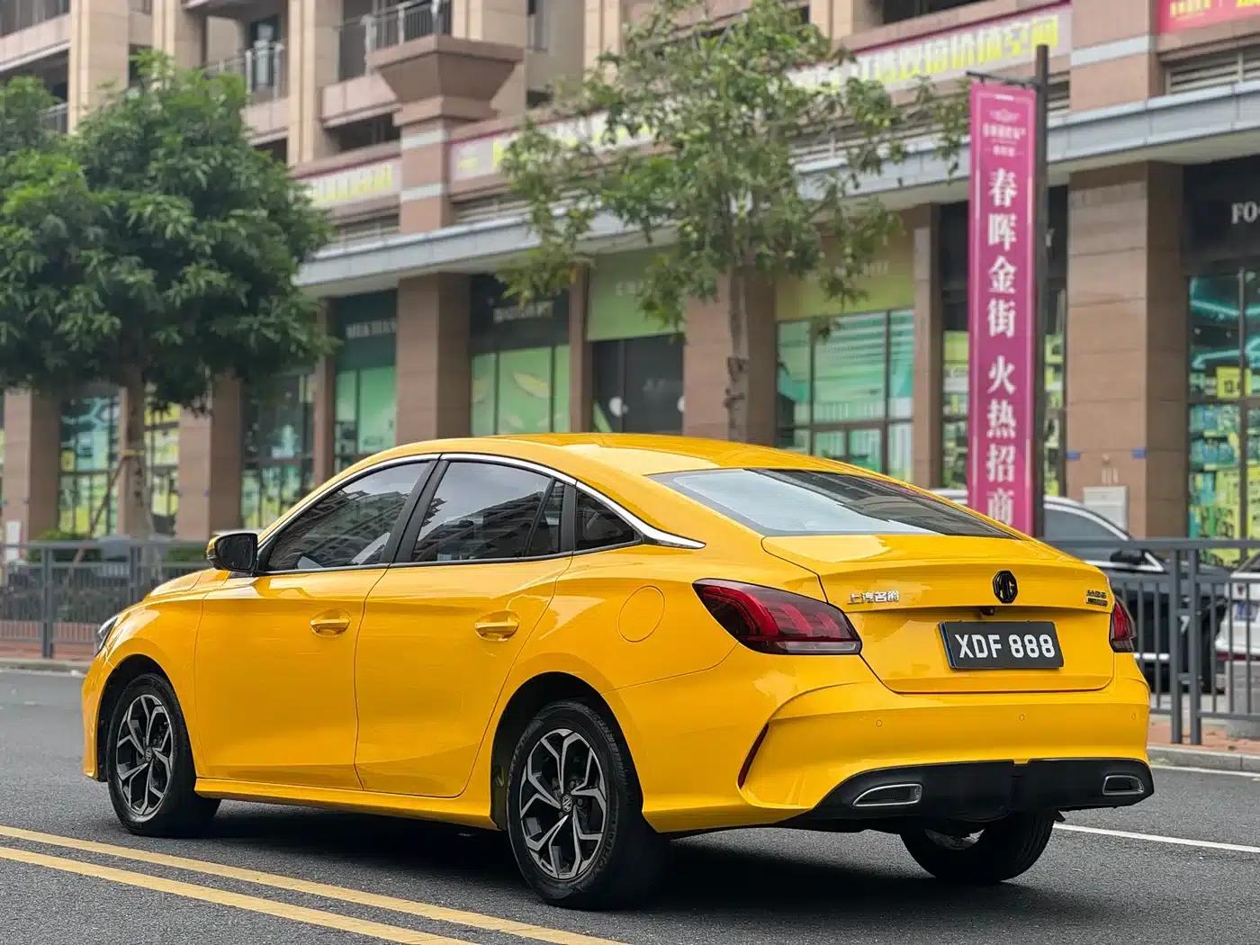 MG5 2022 180DVVT CVT Youth Luxury Edition — миниатюра 7