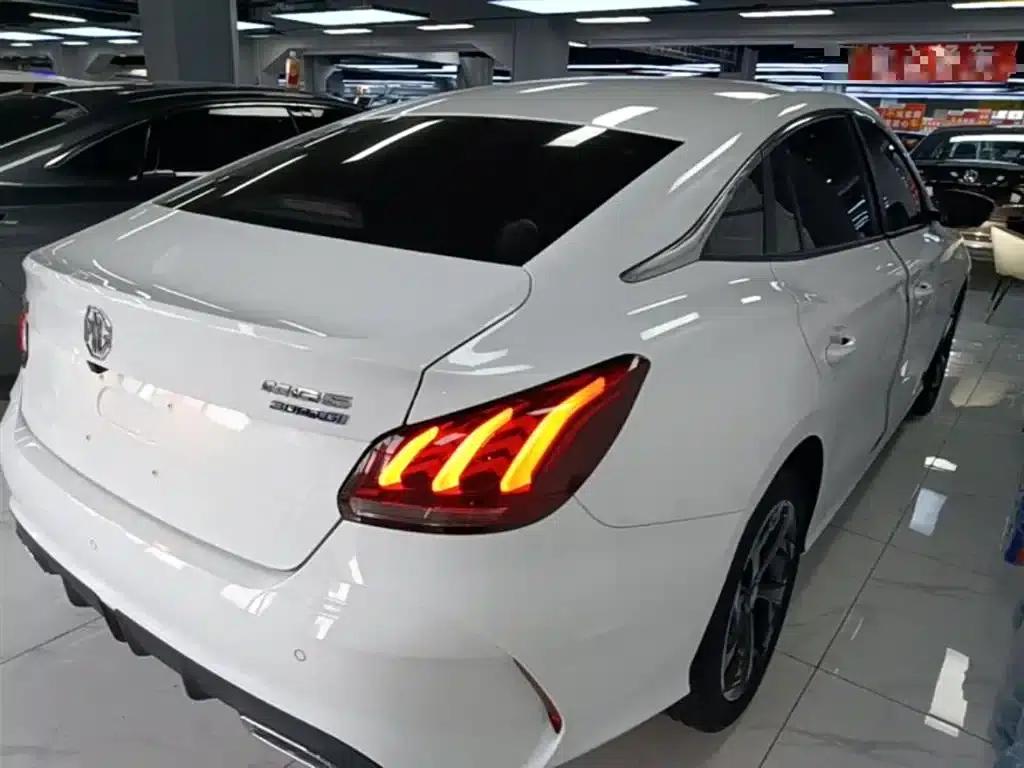 MG5 2022 300TGI DCT Trendy Luxury Edition — миниатюра 7