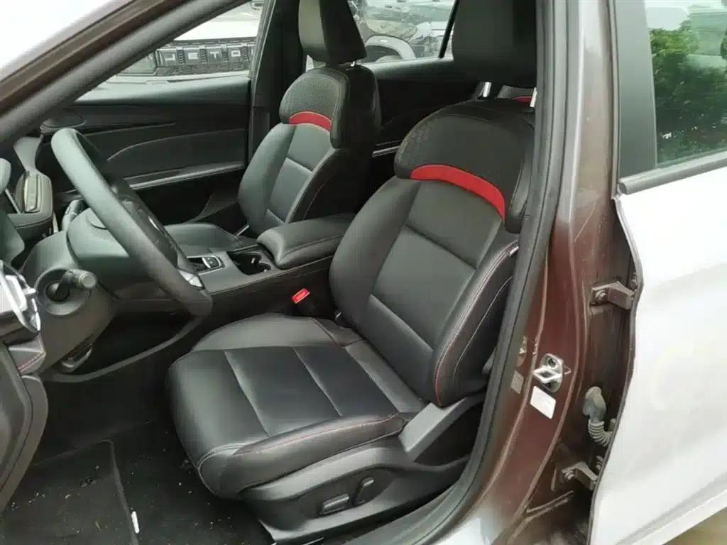 MG5 2025 300TGI Global Flagship Edition — миниатюра 15