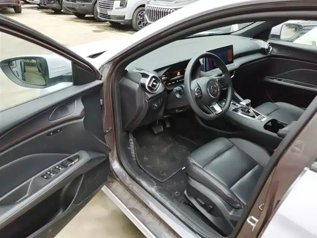 MG5 2025 300TGI Global Flagship Edition — миниатюра 16