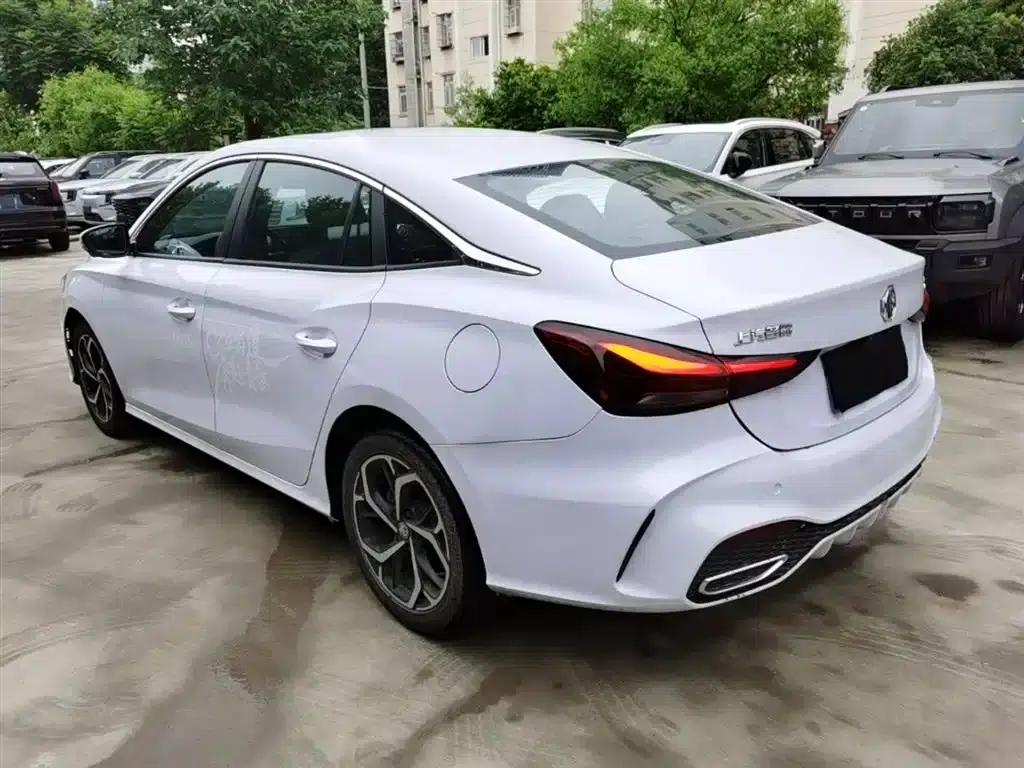 MG5 2025 300TGI Global Flagship Edition — миниатюра 5