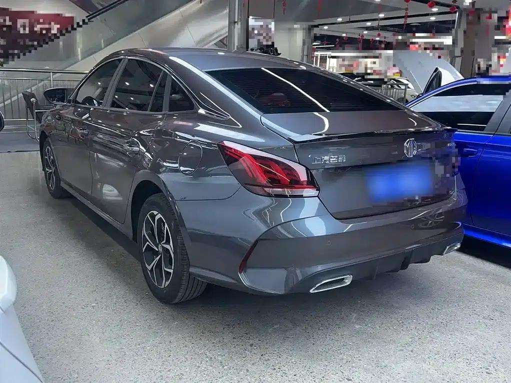 MG5 2023 180DVVT CVT Luxury Edition — миниатюра 11