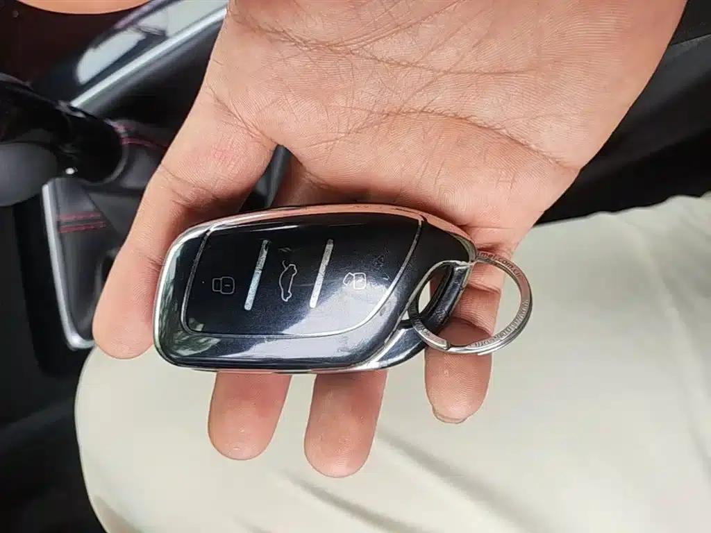 MG5 2022 180DVVT Manual Youth Luxury Edition — миниатюра 9