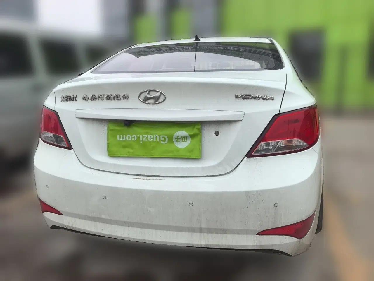 Hyundai Verna (older generation) 2016 1.4L Manual Smart GLS Trim — миниатюра 5
