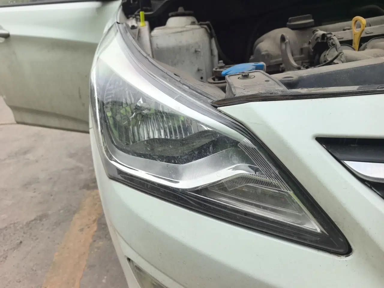 Hyundai Verna (older generation) 2016 1.4L Manual Smart GLS Trim — миниатюра 7