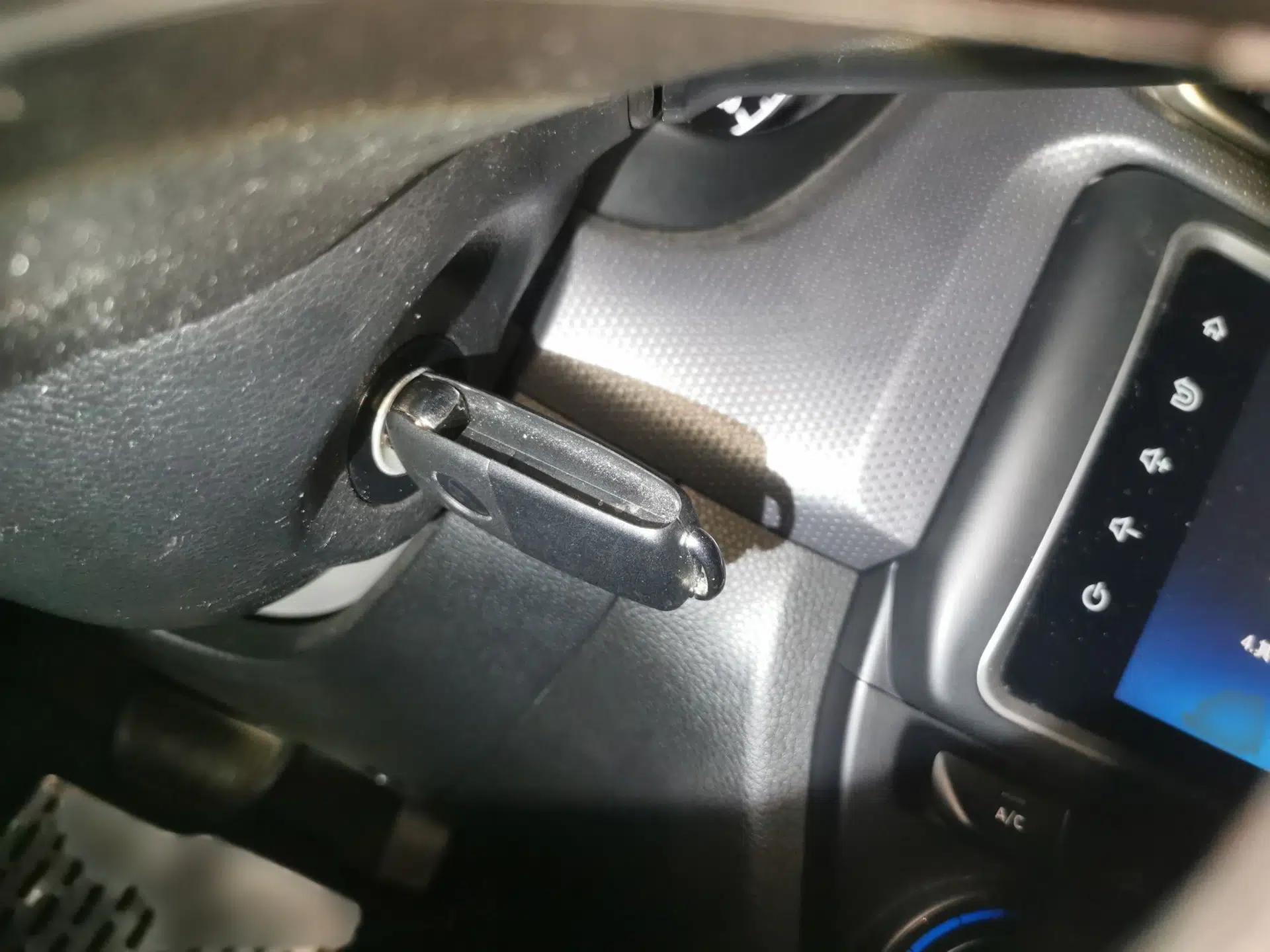 Hyundai Verna (older generation) 2017 1.4L Automatic YueXiang Connected Version China V Standard — миниатюра 17