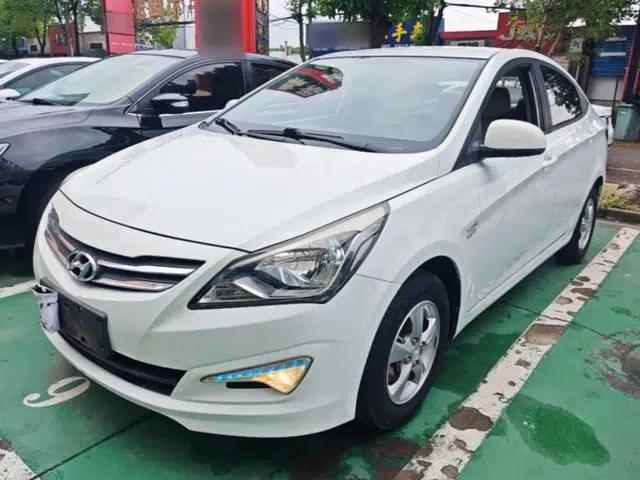 Hyundai Verna (older generation) 2016 1.4L Automatic Smart GLS
