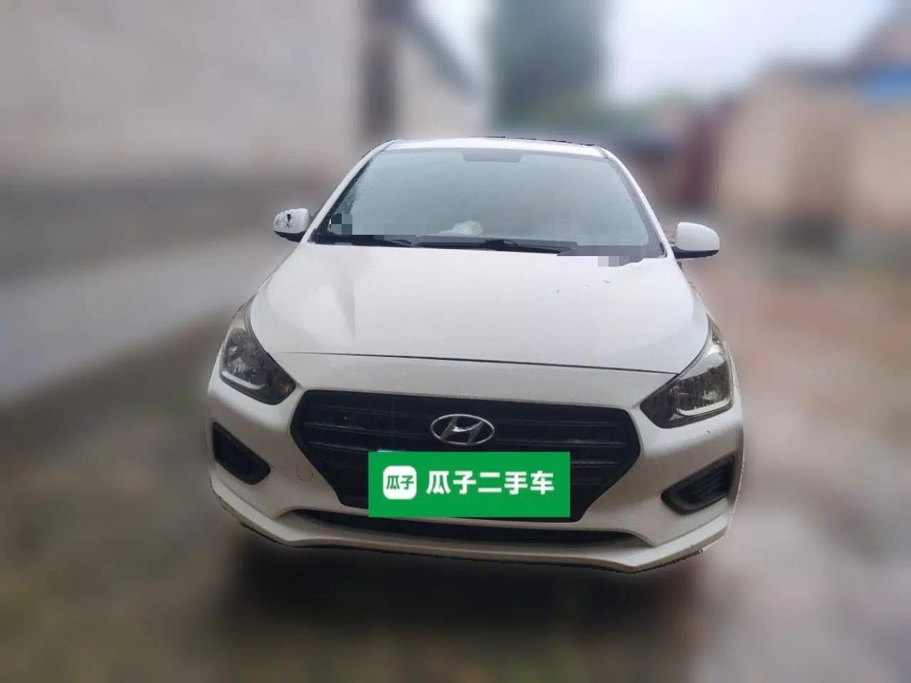 Hyundai Verna (older generation) 2017 1.4L Manual Refreshed Version China VI Standard — миниатюра 2