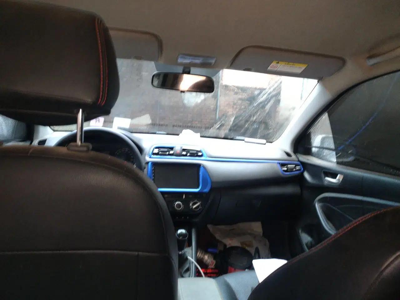 Hyundai Verna (older generation) 2017 1.4L Manual Refreshed Version China VI Standard — миниатюра 19