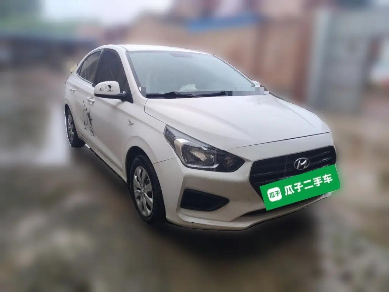 Hyundai Verna (older generation) 2017 1.4L Manual Refreshed Version China VI Standard — миниатюра 3