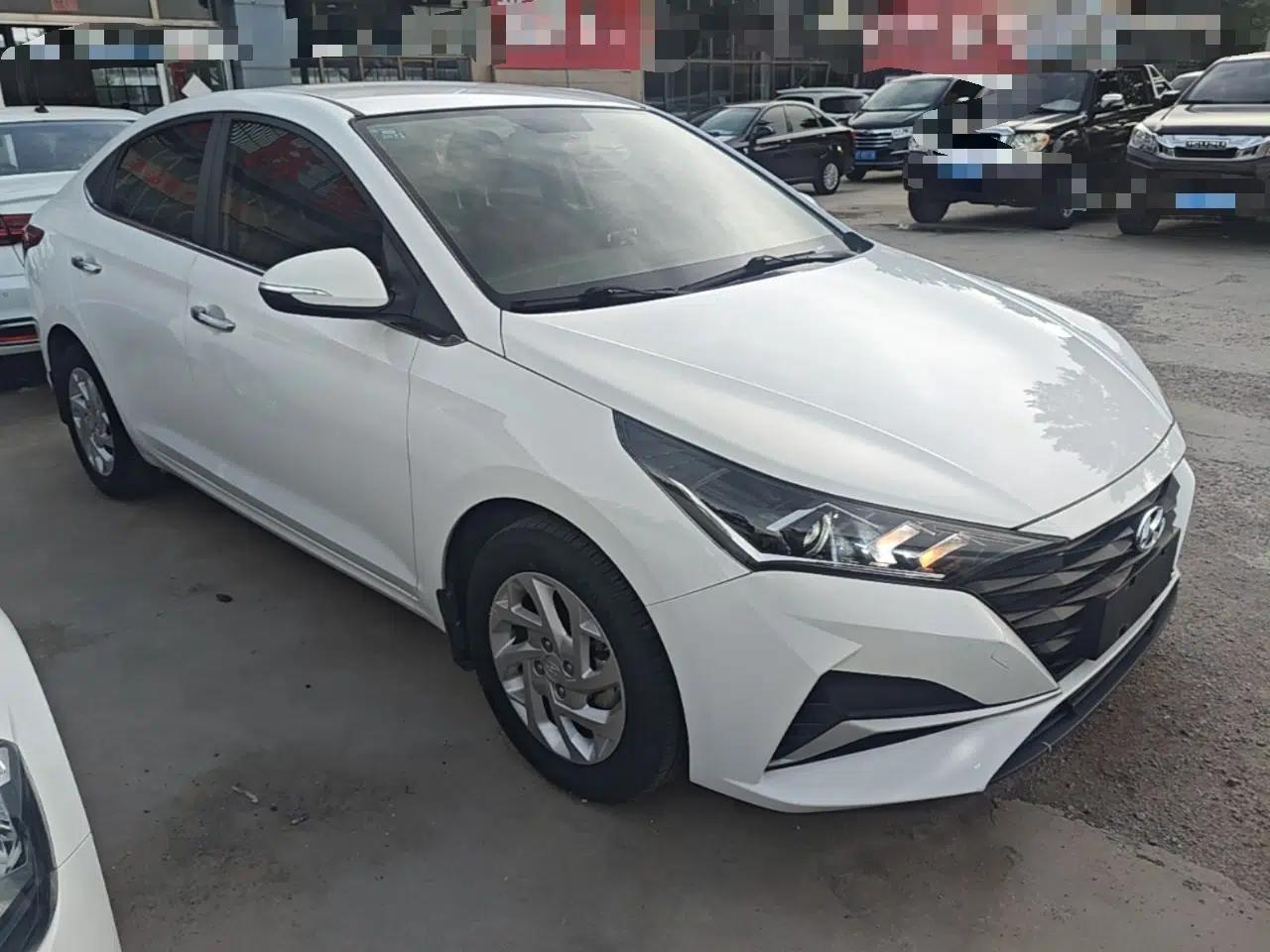 Hyundai Verna (new generation) 2020 1.4L CVT GLS Cool Edition — миниатюра 3