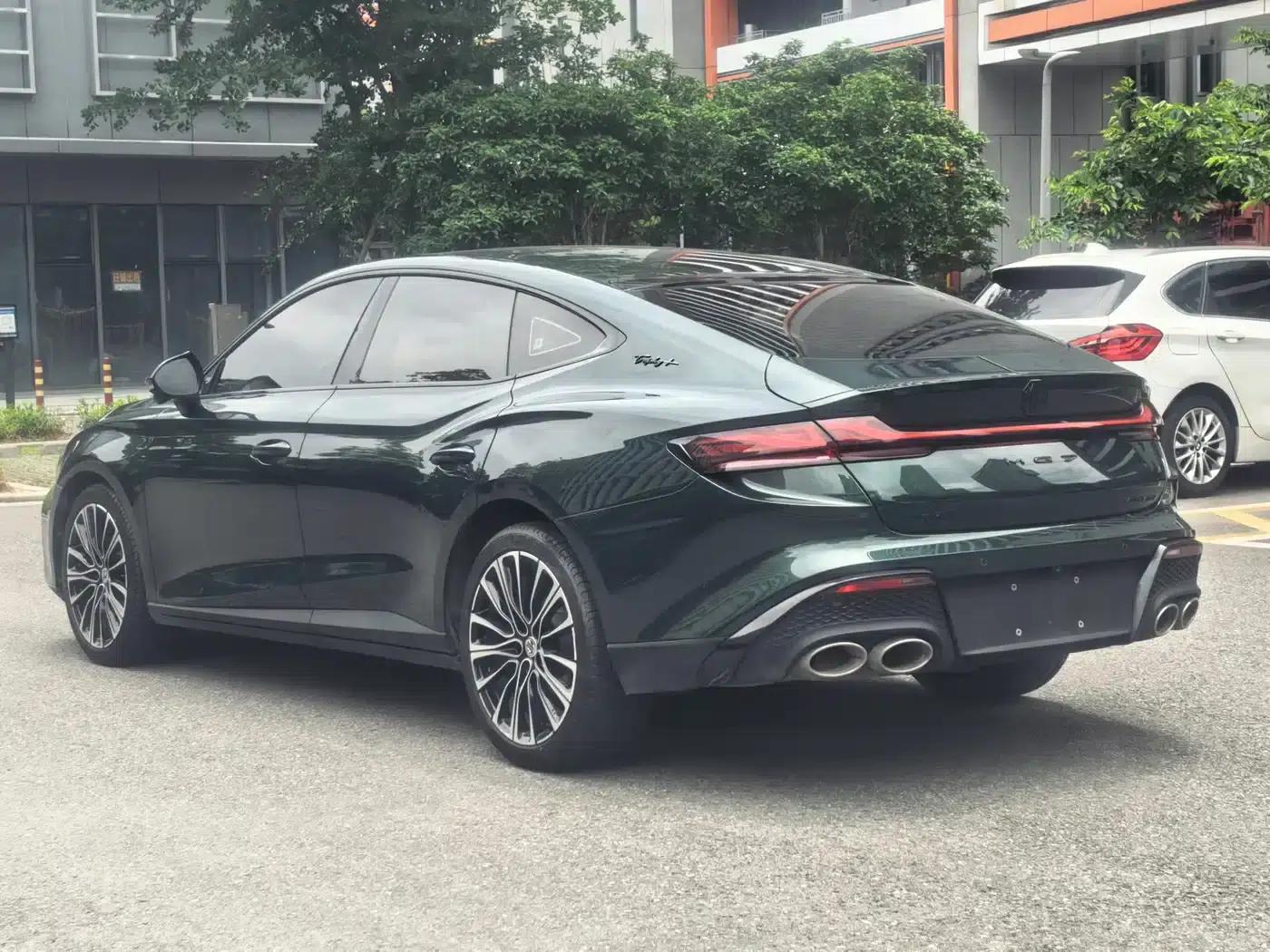 MG7 2023 2.0T Automatic Trophy+ Exhilarating Edition — миниатюра 14