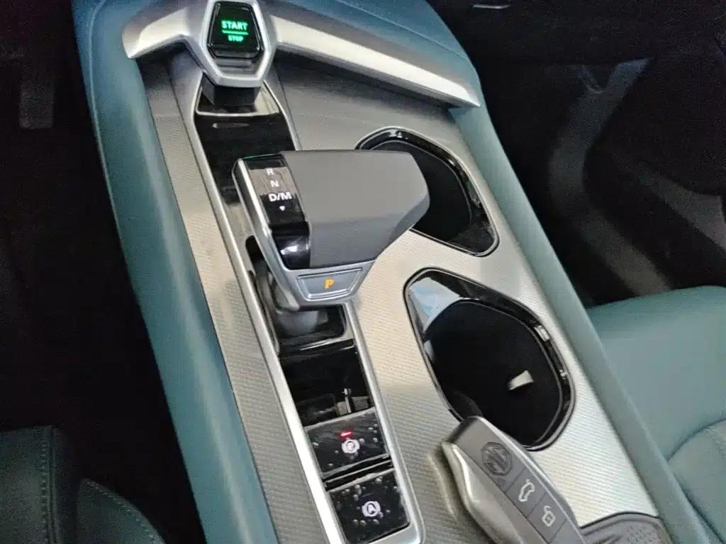 MG7 2025 1.5T 300 DCT Elegant Edition — миниатюра 21