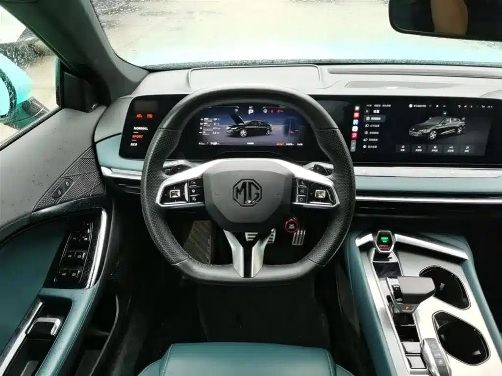 MG7 2023 2.0T Automatic Trophy+ Exhilarating Edition — миниатюра 11