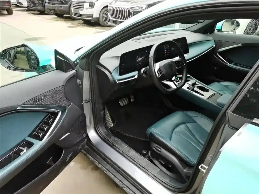 MG7 2023 2.0T Automatic Trophy+ Exhilarating Edition — миниатюра 16