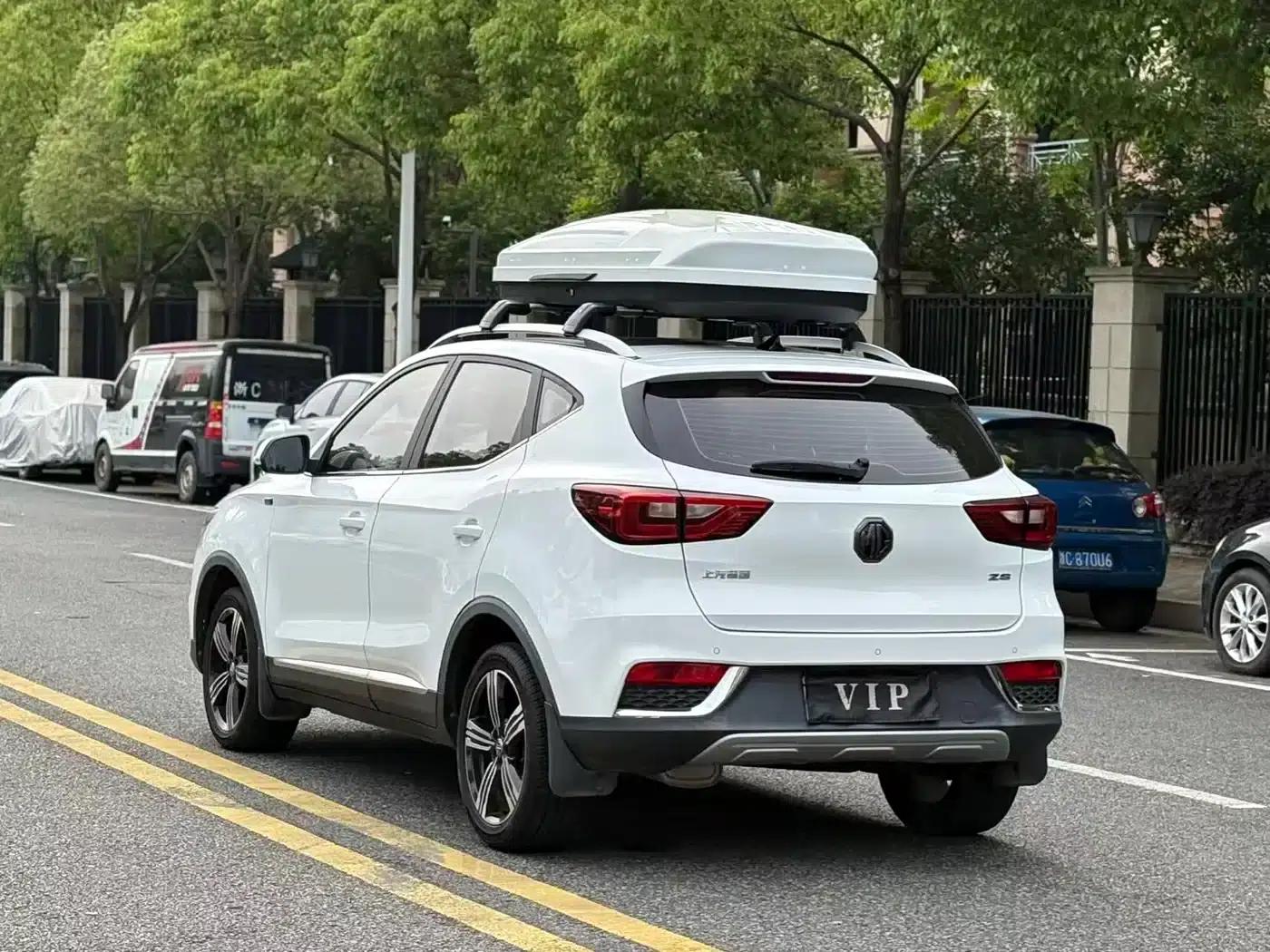 MG ZS 2020: A Global Bestseller with Over a Million Units, 1.5L Manual Transmission, 65-inch Panoramic Sunroof Edition — миниатюра 6
