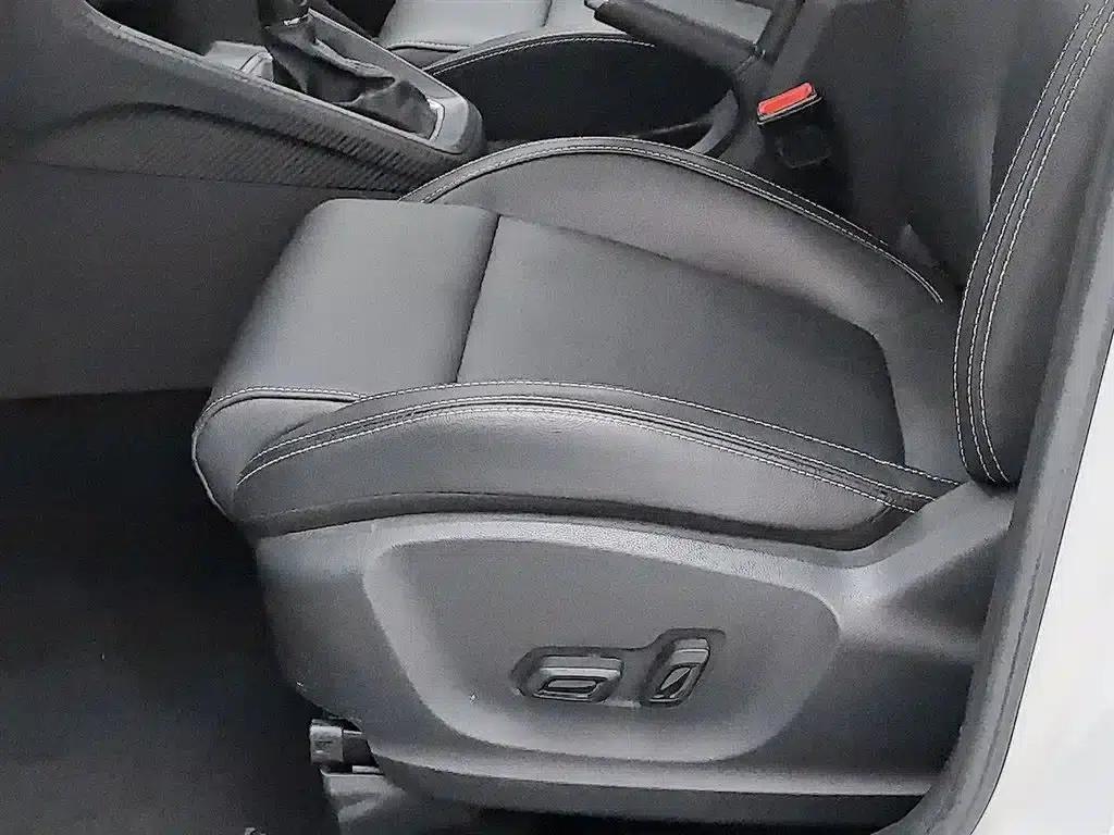 MG ZS 2018 1.5L Automatic Luxury Edition (National V Emission Standard) — миниатюра 20