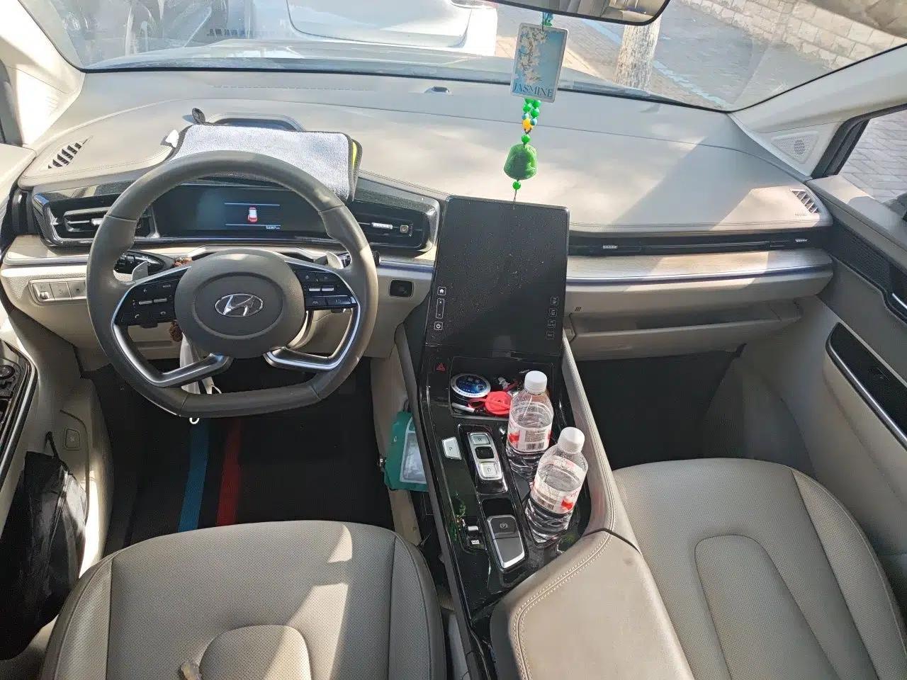 Hyundai Custo 2021 380TGDi Deluxe Edition DLX — миниатюра 6