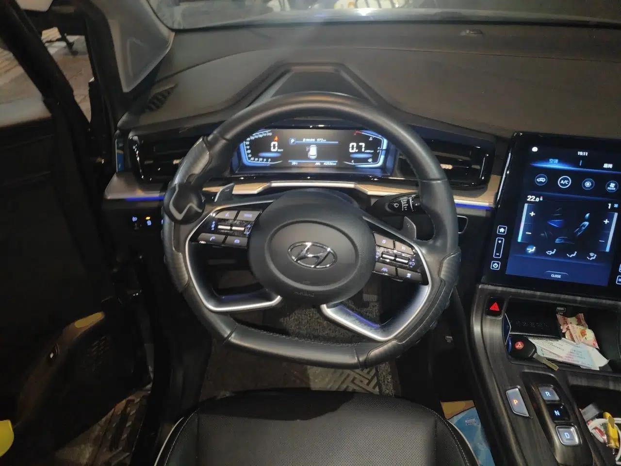 Hyundai Custo 2021 380TGDi Smart Love Flagship Edition TOP Premium — миниатюра 11