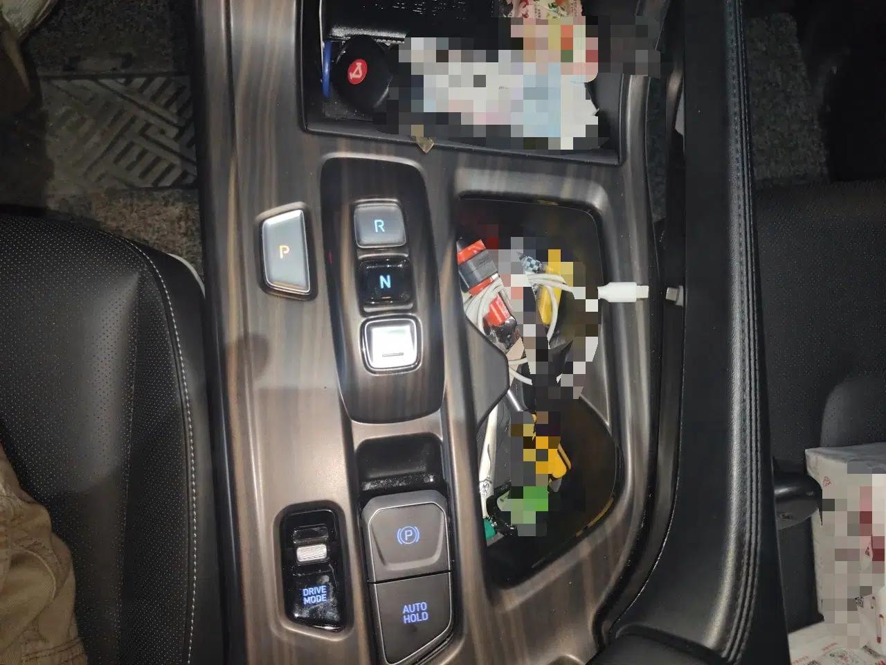 Hyundai Custo 2021 380TGDi Smart Love Flagship Edition TOP Premium — миниатюра 15