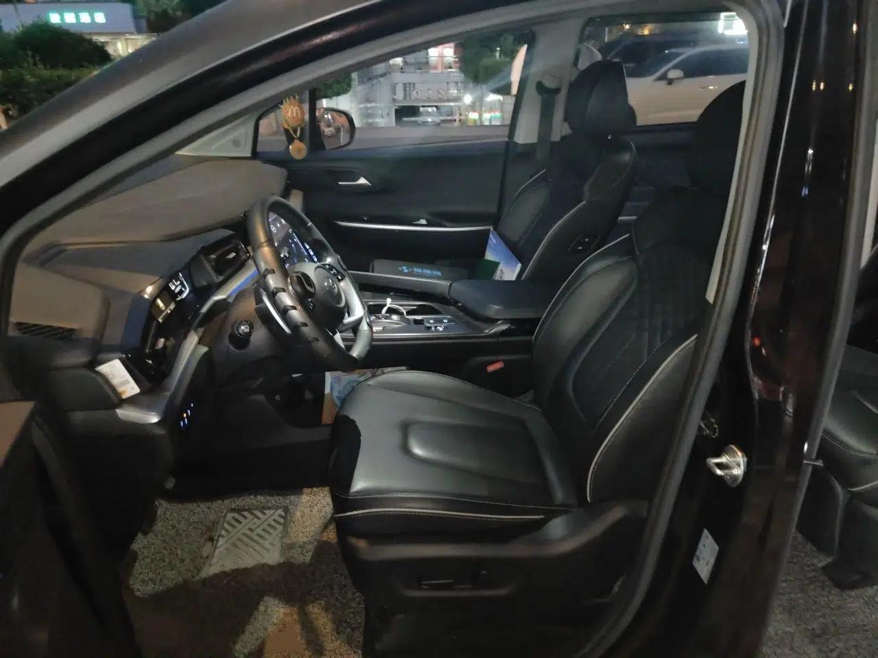 Hyundai Custo 2021 380TGDi Smart Love Flagship Edition TOP Premium — миниатюра 16