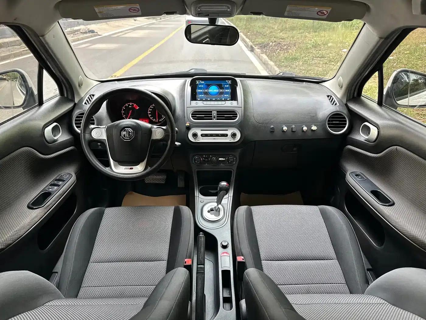 MG3 2014 1.3L AMT Comfort Edition — миниатюра 10