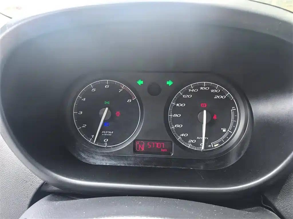MG3 2013 1.3L AMT Comfort Edition — миниатюра 9