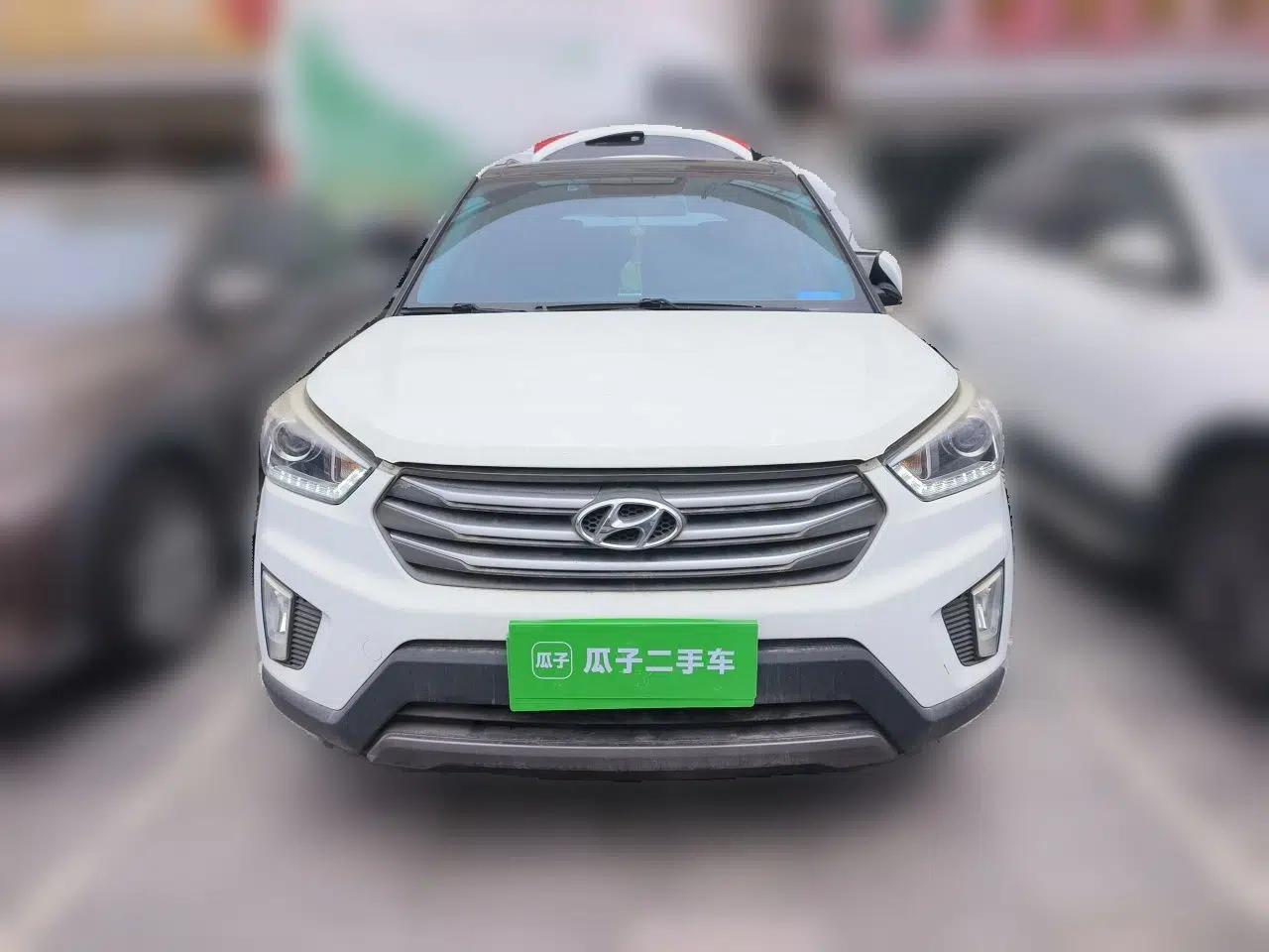 Hyundai ix25 2015 1.6L Automatic Two-Wheel-Drive Deluxe DLX Model — миниатюра 2