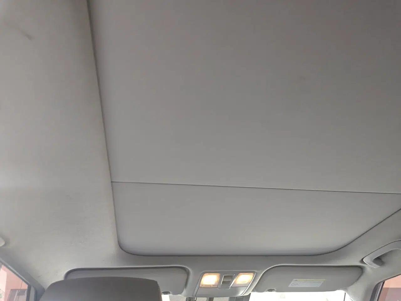 Hyundai ix25 2015 1.6L Automatic Two-Wheel-Drive Deluxe DLX Model — миниатюра 15