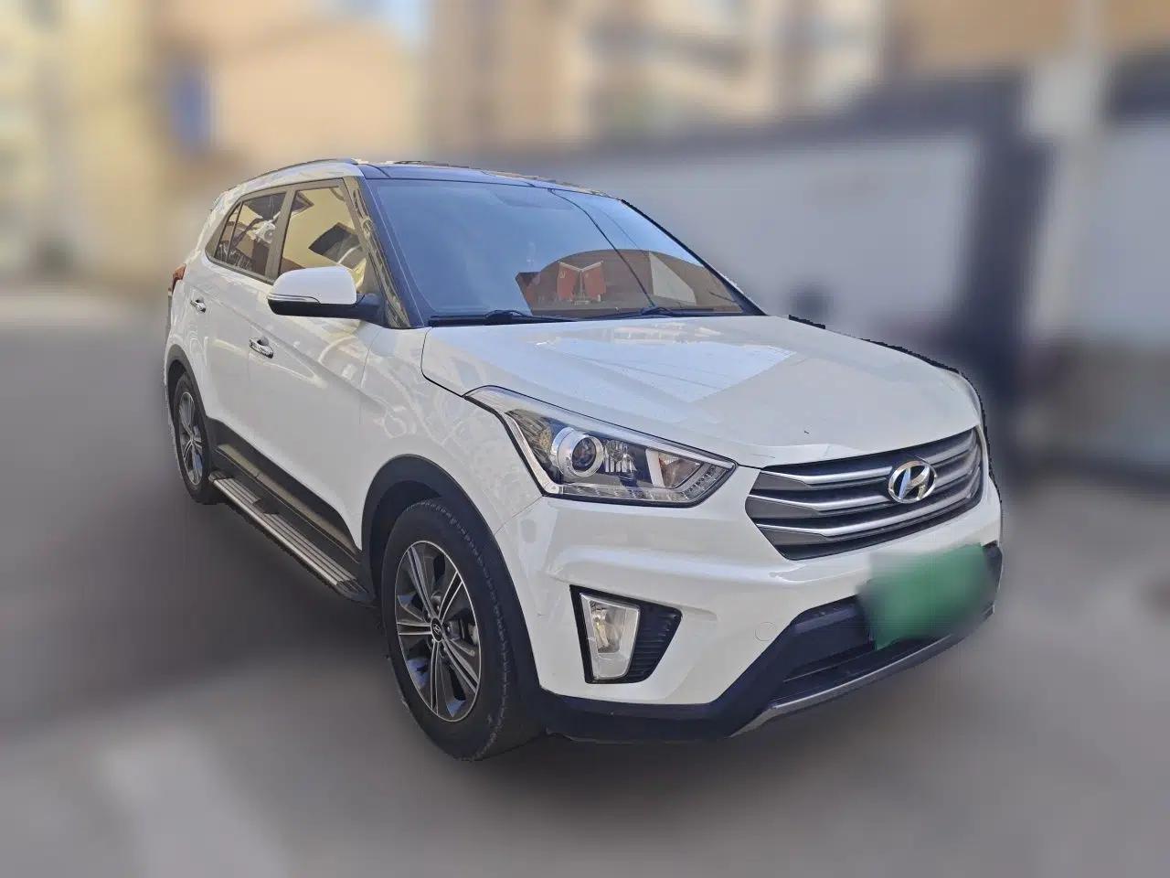 Hyundai ix25 2015 1.6L Automatic Two-Wheel-Drive Deluxe DLX Model — миниатюра 3