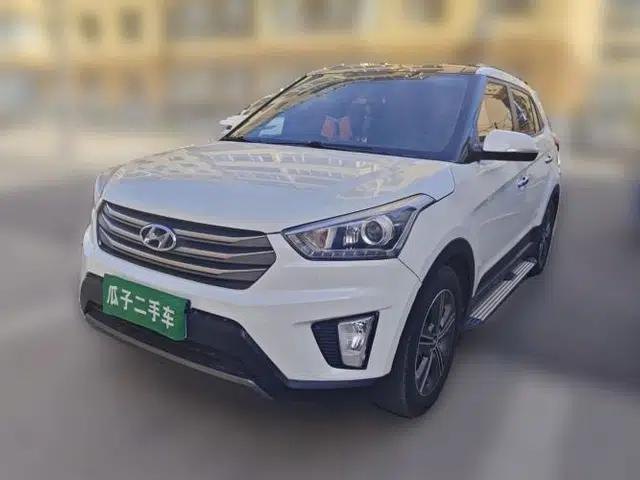 Hyundai ix25 2015 1.6L Automatic Two-Wheel-Drive Deluxe DLX Model