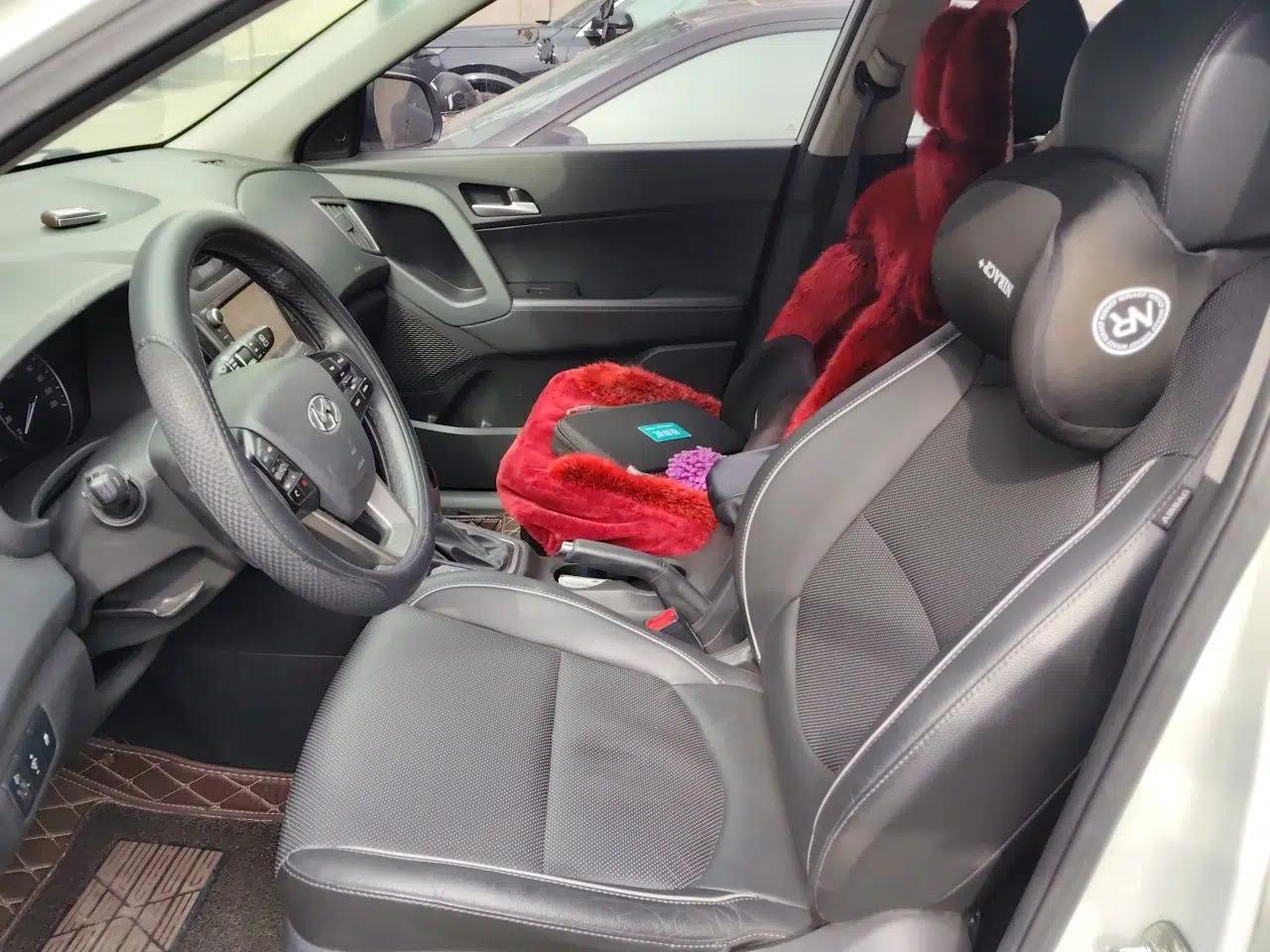 Hyundai ix25 2015 1.6L Automatic Two-Wheel-Drive Deluxe DLX Model — миниатюра 16