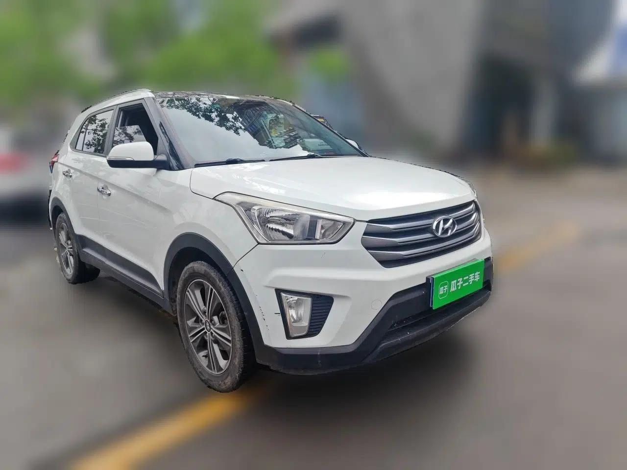 Hyundai ix25 2015 1.6L Automatic Two-Wheel Drive Smart GLS Trim — миниатюра 3
