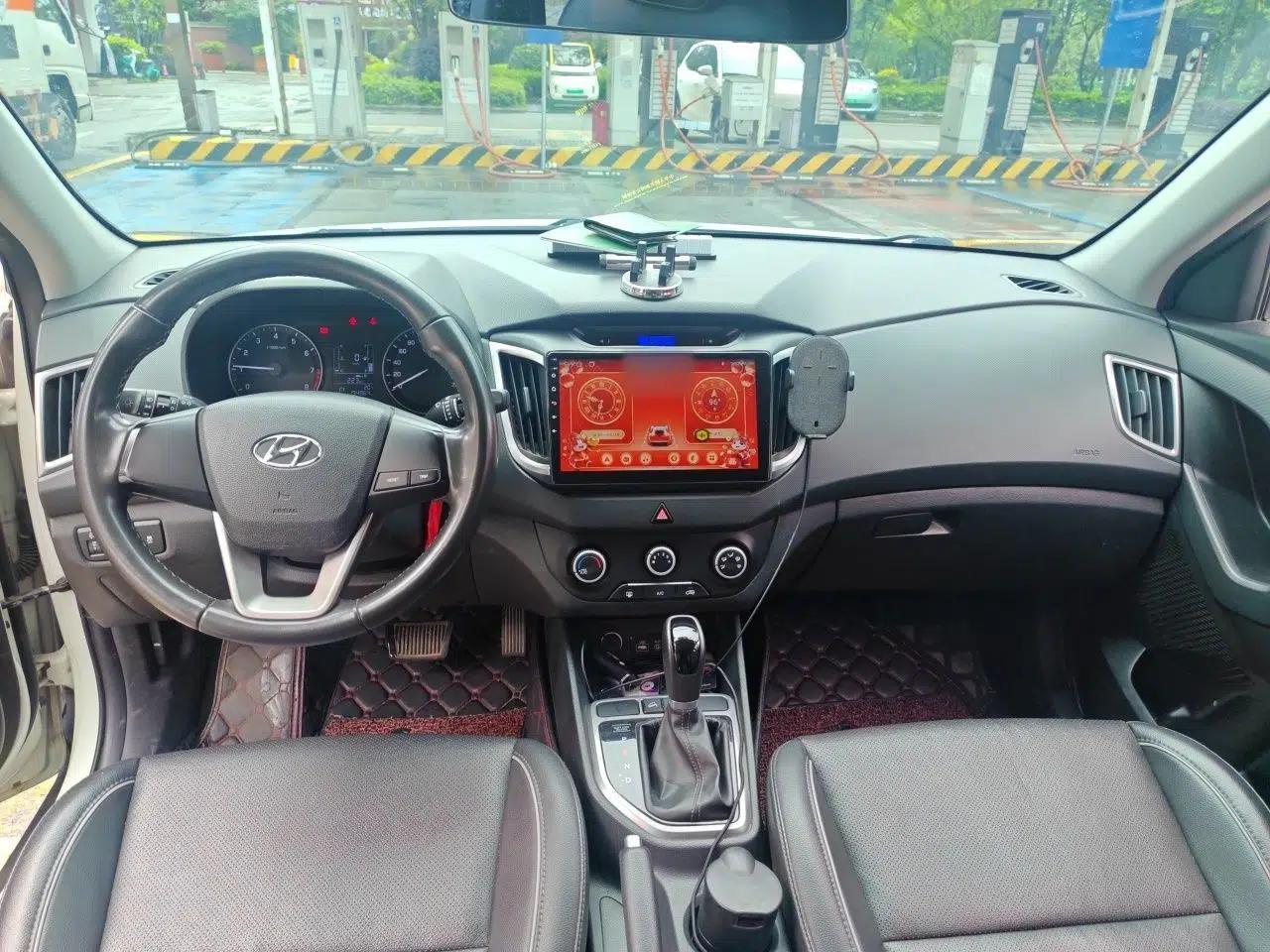Hyundai ix25 2015 1.6L Automatic Two-Wheel Drive Smart GLS Trim — миниатюра 10
