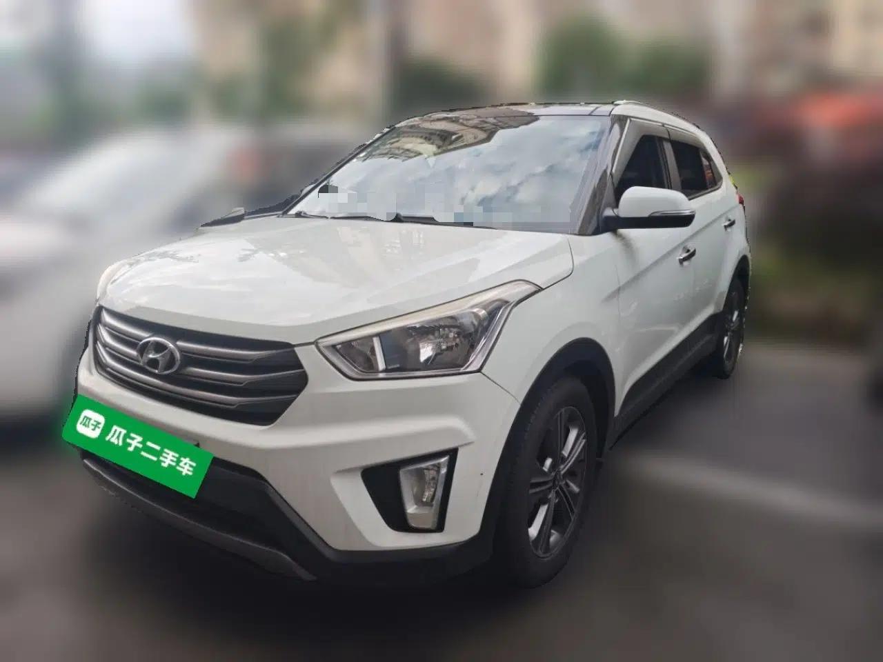 Hyundai ix25 2015 1.6L Automatic Two-Wheel Drive Smart GLS Trim — миниатюра 1