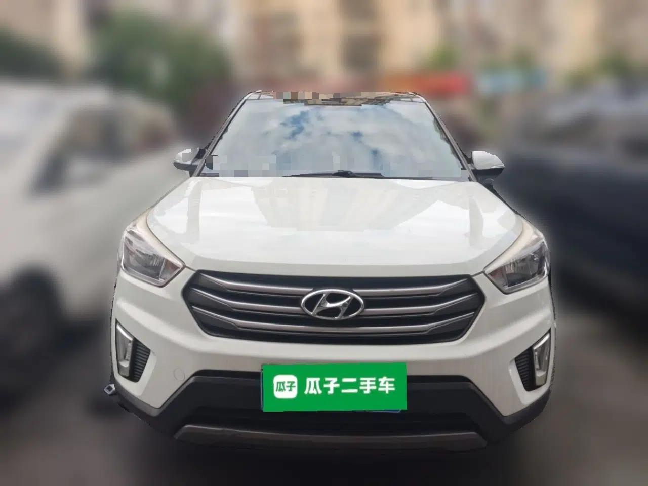 Hyundai ix25 2015 1.6L Automatic Two-Wheel Drive Smart GLS Trim — миниатюра 2