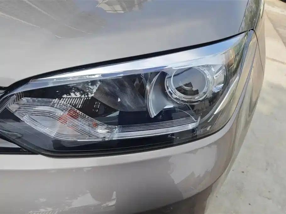2017 GS 20T Automatic Premium Edition — миниатюра 5