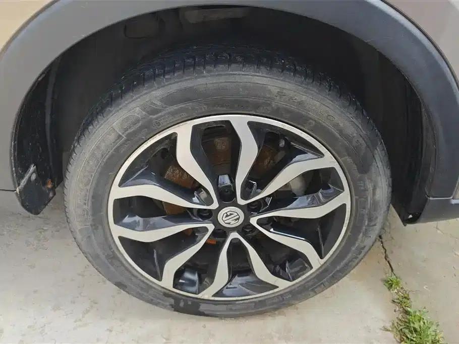 2017 GS 20T Automatic Premium Edition — миниатюра 6
