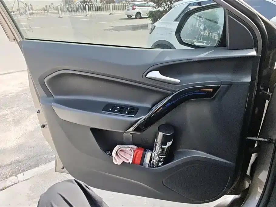 2017 GS 20T Automatic Premium Edition — миниатюра 7