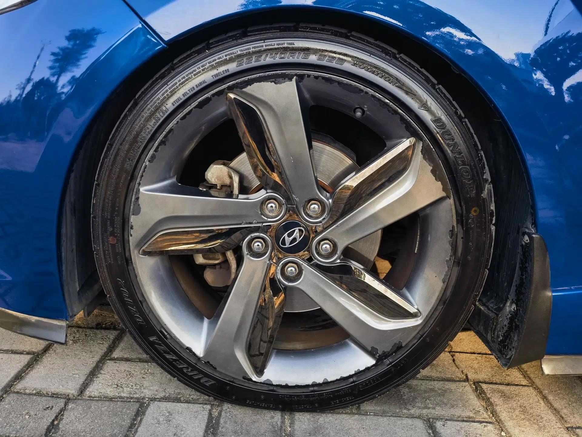 Hyundai Veloster 2012 1.6T Automatic Luxury Edition — миниатюра 9