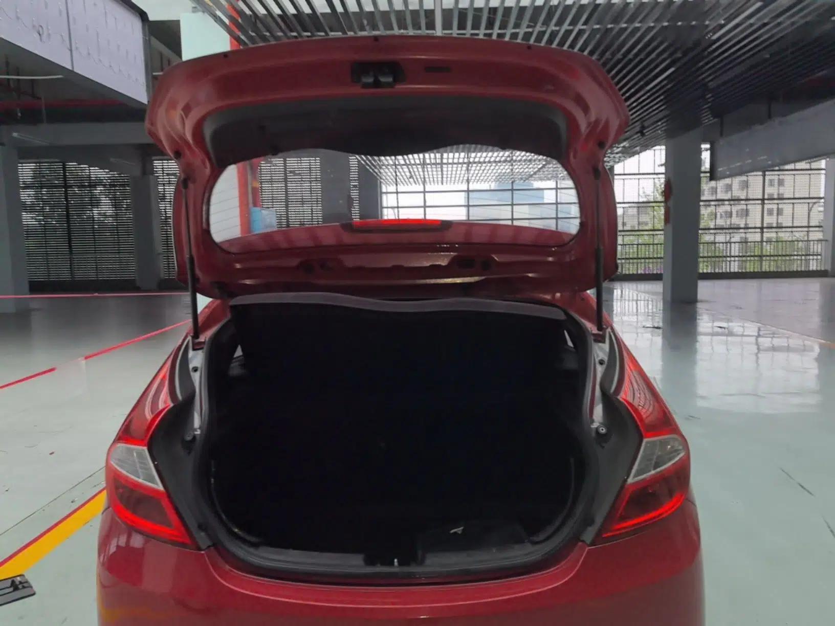 Hyundai Verna Ray 2014 1.6L Automatic TOP — миниатюра 22